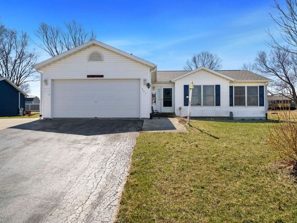 227 Meadow Drive, ORANGEVILLE, IL 61060