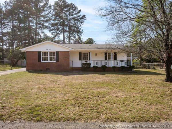 1941 Shiloh Drive, Fayetteville, NC 28304