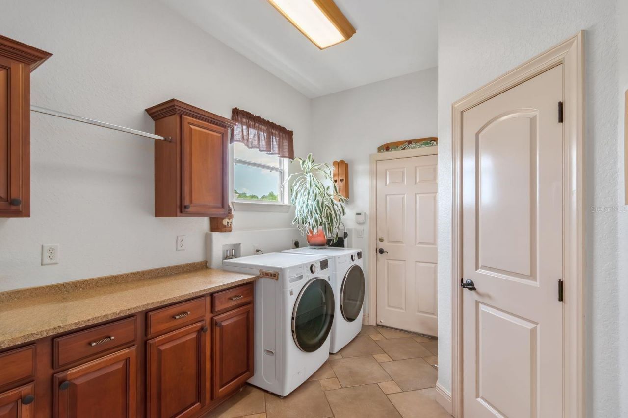 2700 SW 210th Avenue, Dunnellon, FL 34431 Photo