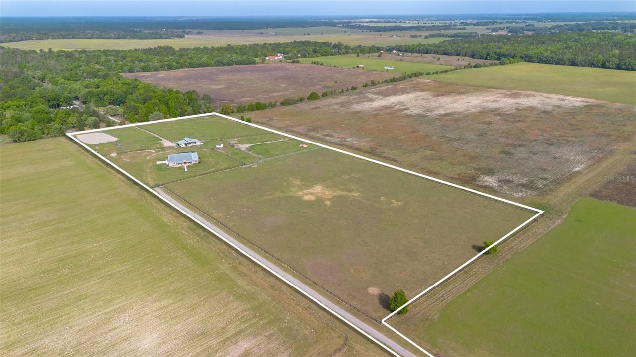 2700 SW 210th Avenue, Dunnellon, FL 34431 Photo