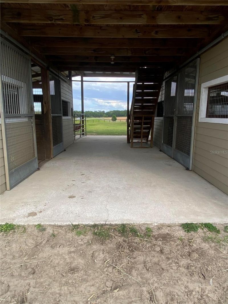 2700 SW 210th Avenue, Dunnellon, FL 34431 Photo