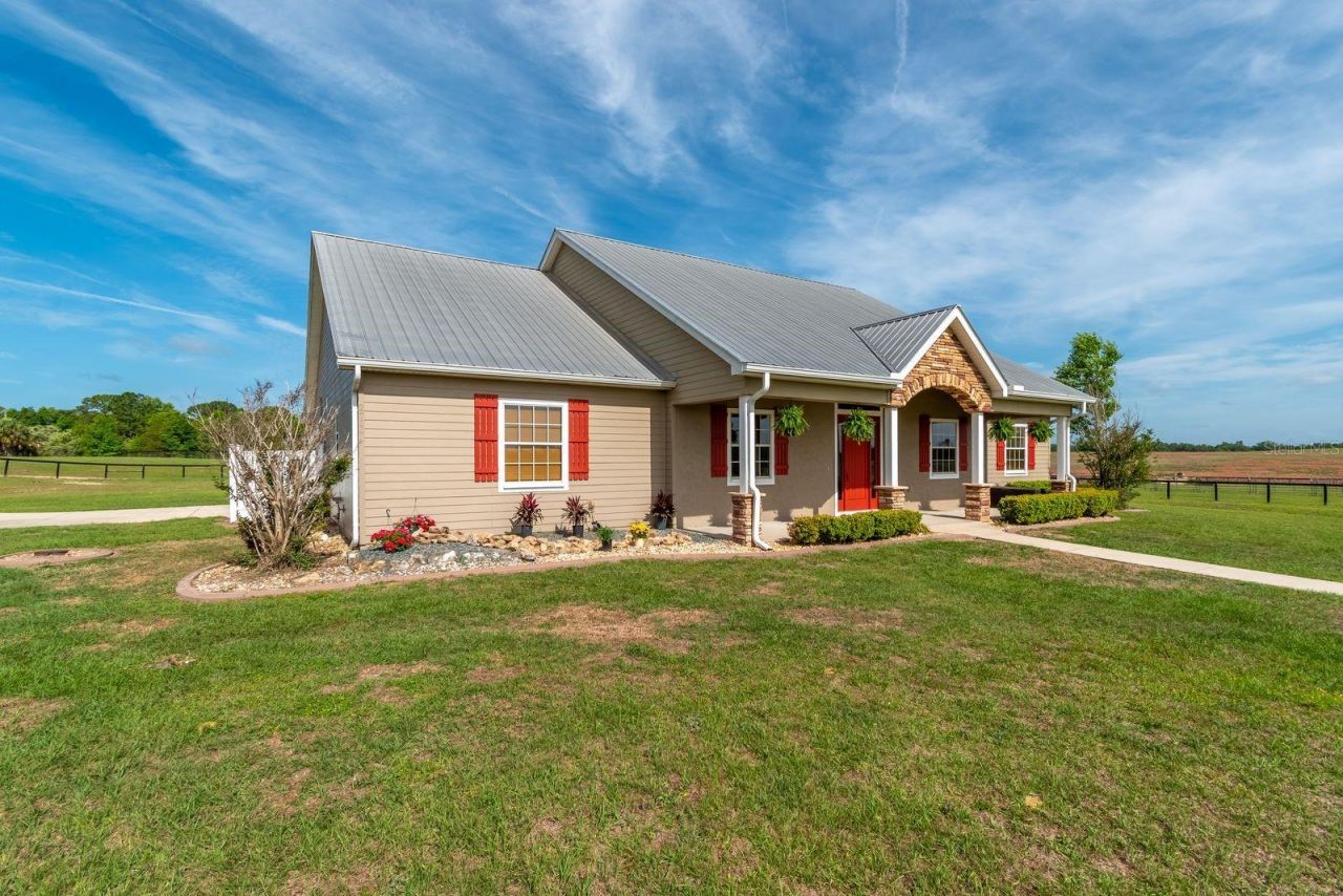 2700 SW 210th Avenue, Dunnellon, FL 34431 Photo