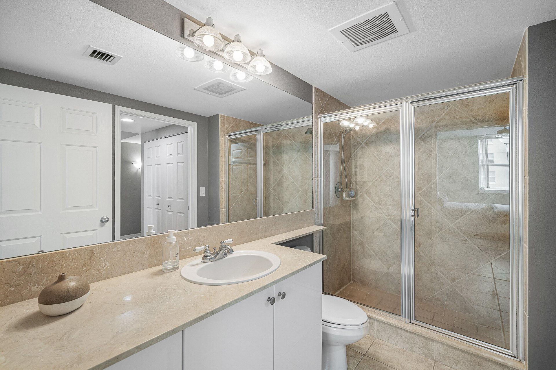 700 E Boynton Beach Boulevard, Unit 803, Boynton Beach, FL 33435 Photo