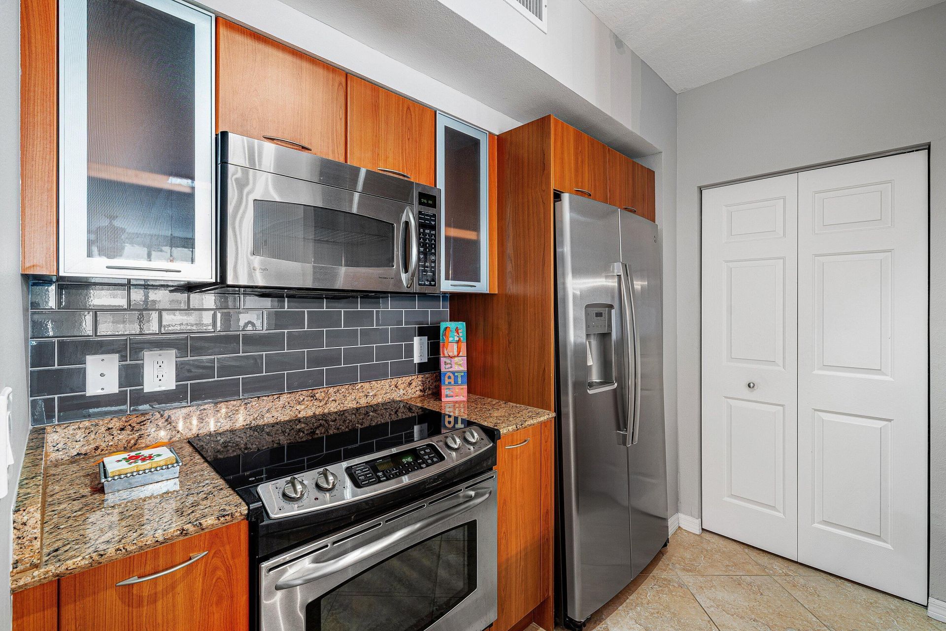 700 E Boynton Beach Boulevard, Unit 803, Boynton Beach, FL 33435 Photo