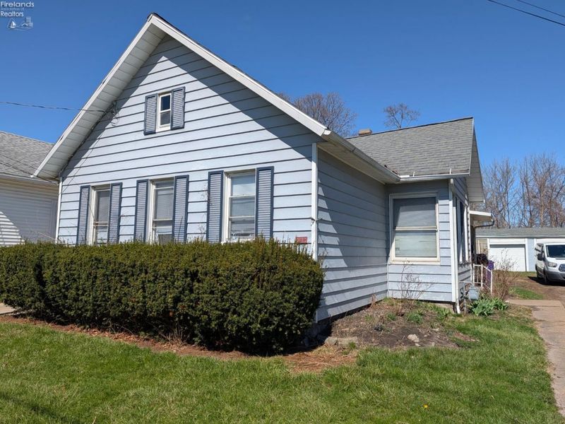 519 NEIL Street, Sandusky, OH 44870 Photo 1