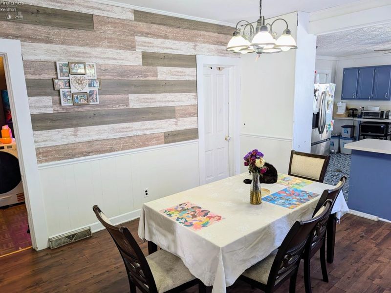 519 NEIL Street, Sandusky, OH 44870 Photo 10