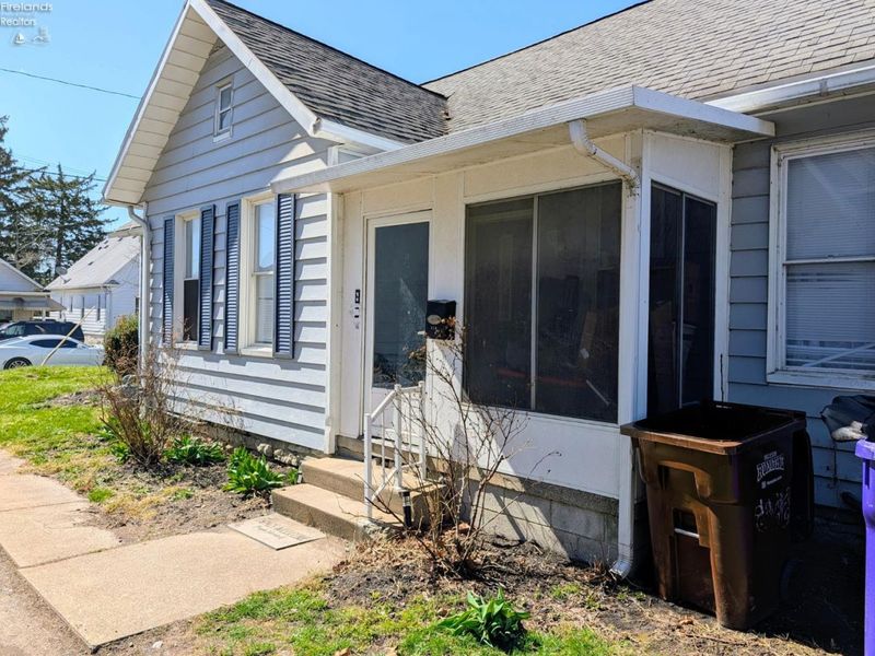 519 NEIL Street, Sandusky, OH 44870 Photo 3