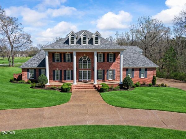 25 Oak Ridge Drive, Henderson, TN 38340