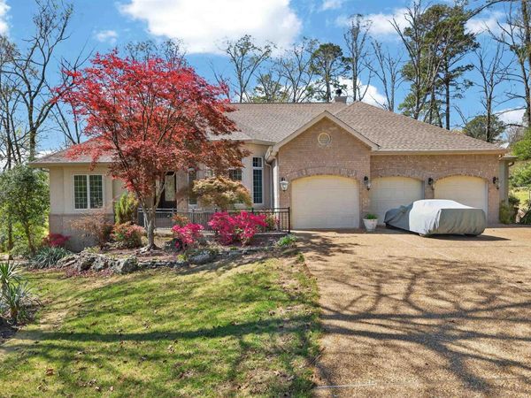 75 Loyola Drive, Hot Springs Village, AR 71909