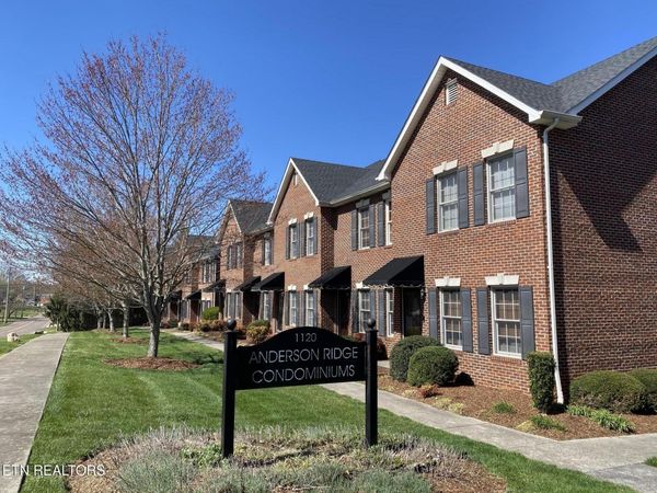 1120 Skyline Drive, Johnson City, TN 37604