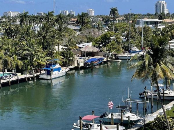 1731 SE 15th Street, Unit 605, Fort Lauderdale, FL 33316