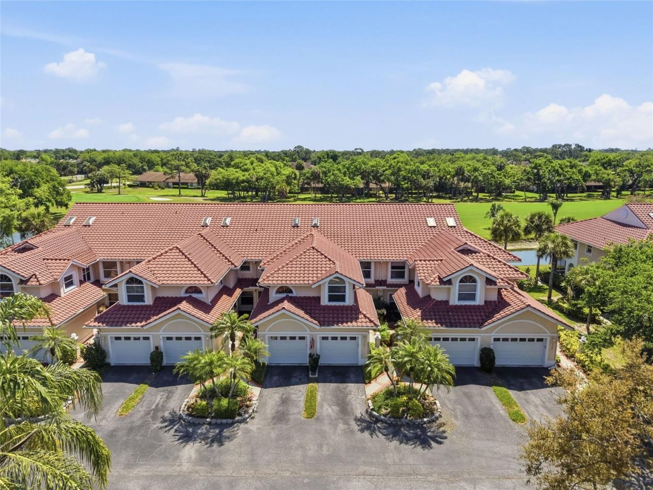 5588 Golf Pointe Drive , Unit 1, Sarasota, FL 34243 Photo