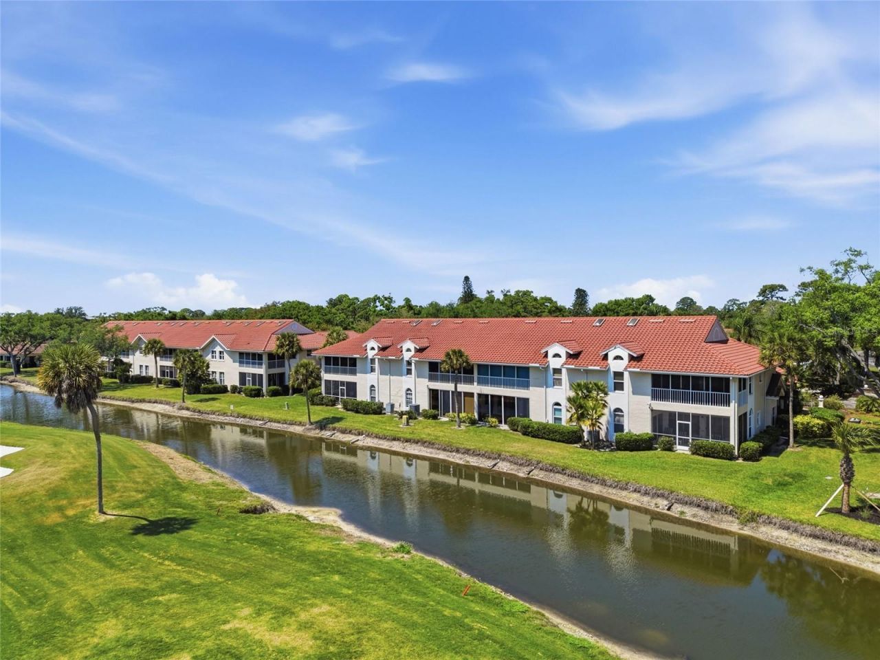 5588 Golf Pointe Drive , Unit 1, Sarasota, FL 34243 Photo