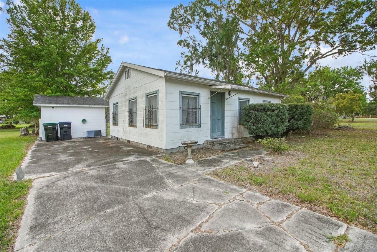 2205 & 2211 Lake Pickett Road, Orlando, FL 32826 Photo