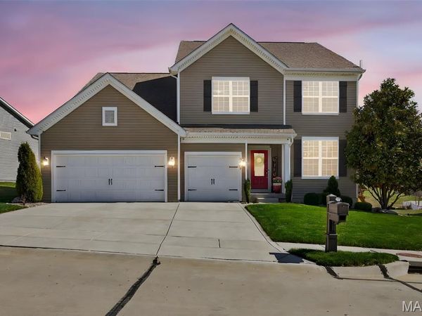 2648 Preston Woods Trail, Lake St Louis, MO 63367