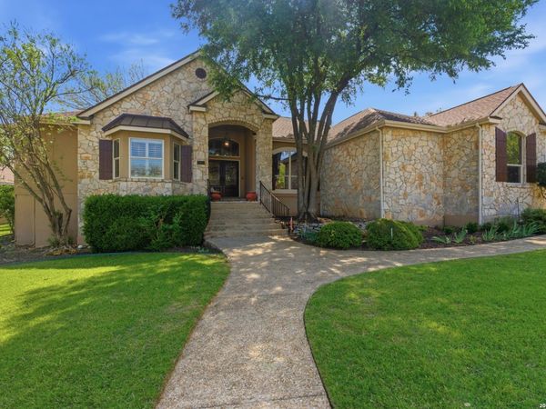 29615 Fairway Bluff, Fair Oaks Ranch, TX 78015