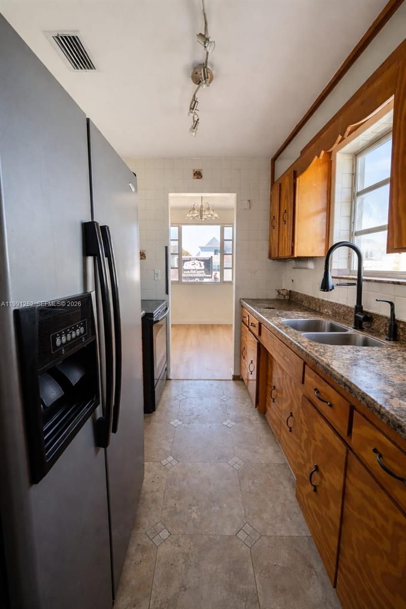 648 E 40th St, Hialeah, FL 33013 Photo