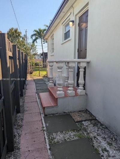648 E 40th St, Hialeah, FL 33013 Photo