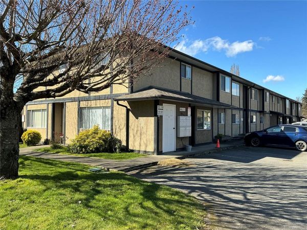 2525 Dingwall St , Unit 103, Duncan, BC V9L 2Y8