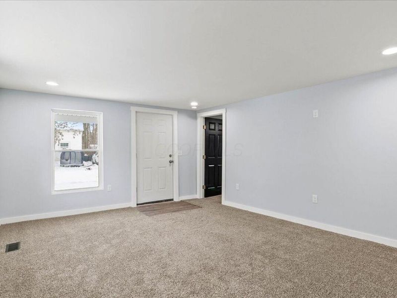 427 N Walnut Street , Urbana, OH 43078 Photo 8