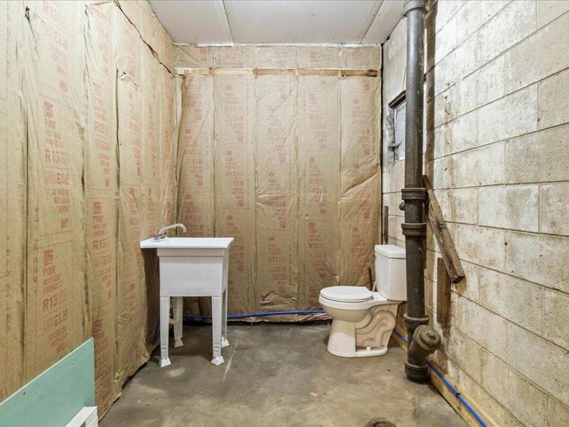 427 N Walnut Street, Urbana, OH 43078 Photo 37