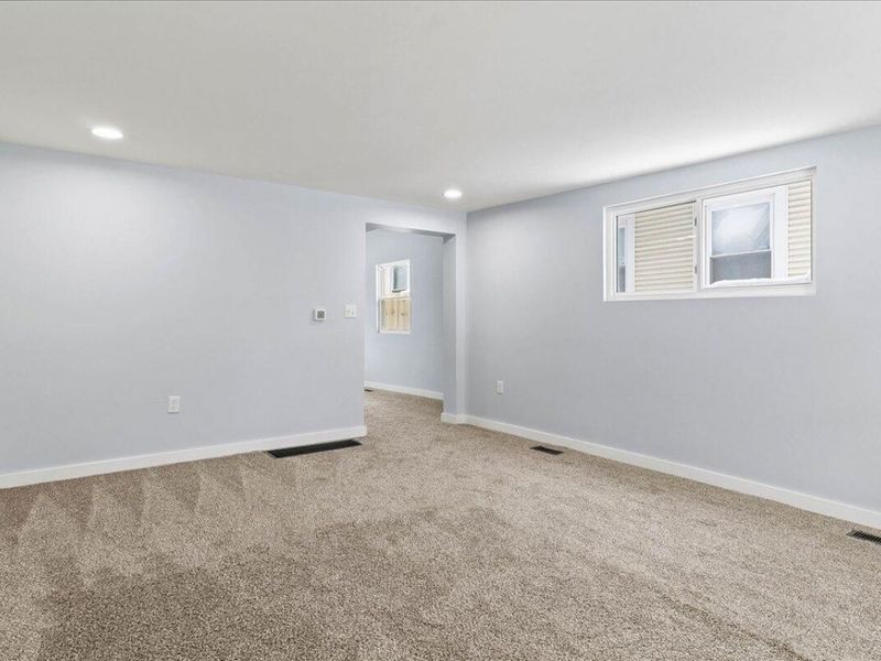 427 N Walnut Street, Urbana, OH 43078 Photo 6