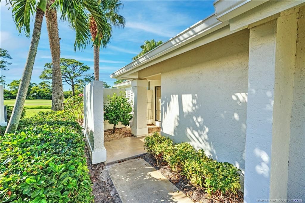 5651 SE Foxcross Place, Unit 5651, Stuart, FL 34997 Photo