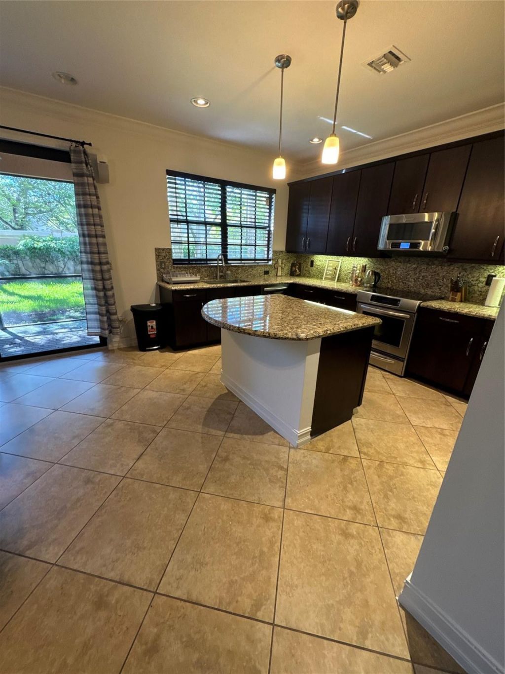 127 Riverwalk Circle W, Plantation, FL 33325 Photo