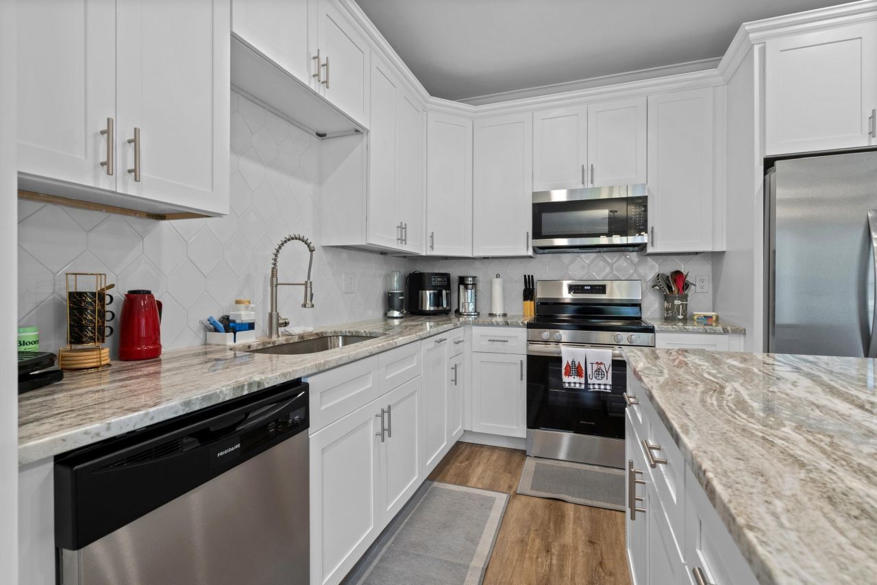 1205 Rosehaven Dr.  Photo 13