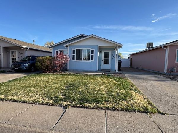 2320 Toronto St, Pueblo, CO 81004
