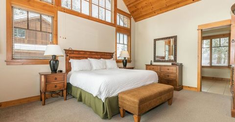 12359 Lookout Loop, Truckee, CA 96161 Photo