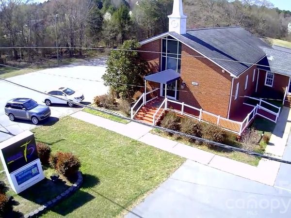1945 Old Earnhardt Road , Kannapolis, NC 28083