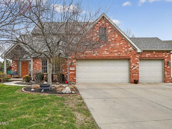 5742 Maple Creek Boulevard, Sylvania, OH 43560