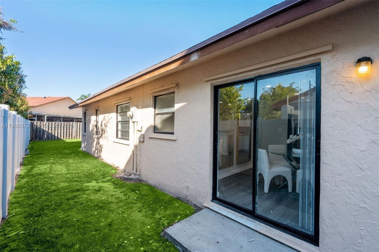 1187 The 12th Fairway , Wellington, FL 33414 Photo