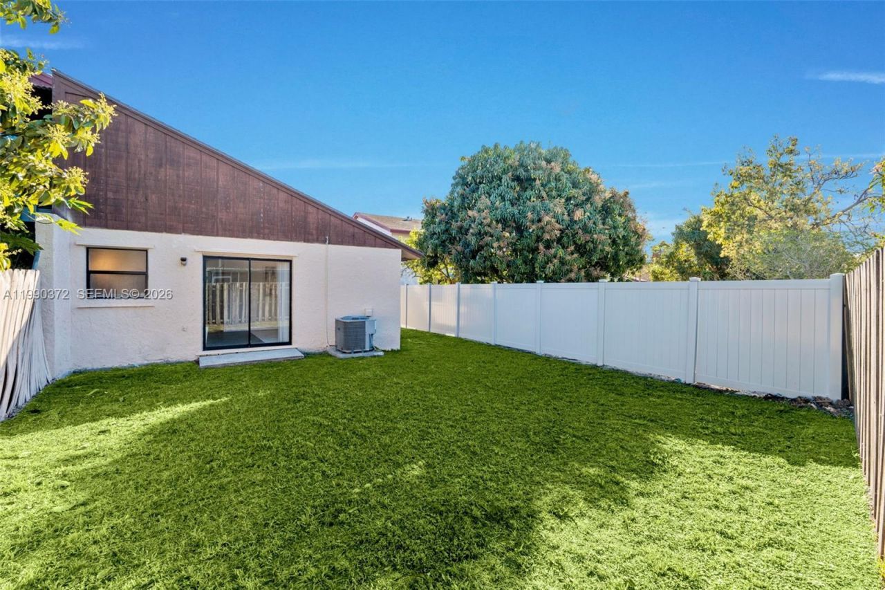 1187 The 12th Fairway , Wellington, FL 33414 Photo