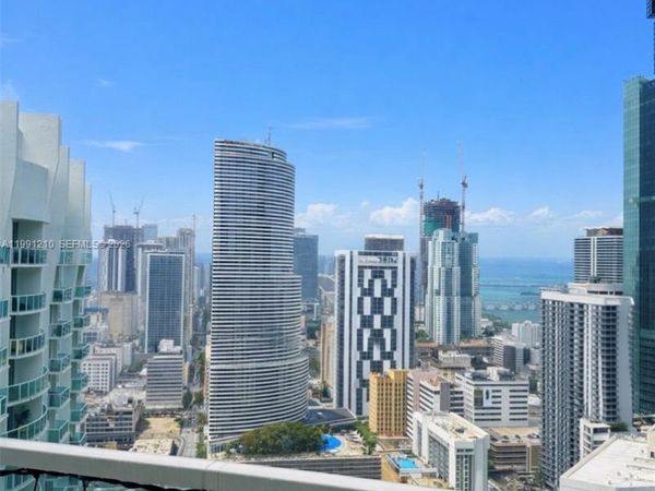 41 SE 5th St, Unit 2305, Miami, FL 33131