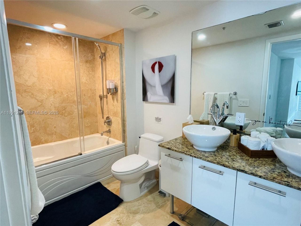 41 SE 5th St, Unit 2305, Miami, FL 33131 Photo