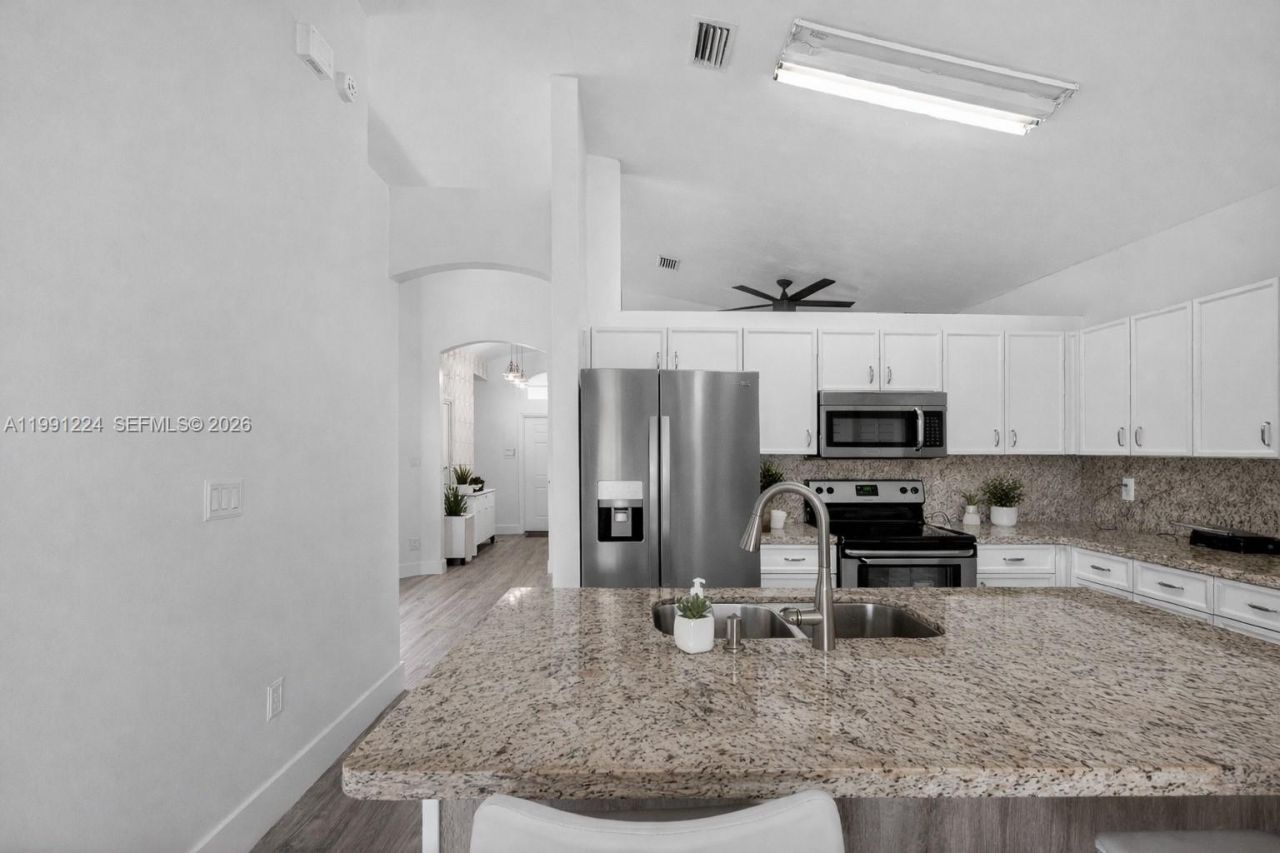 16299 SW 103rd St, Miami, FL 33196 Photo