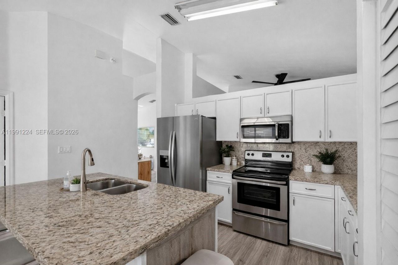 16299 SW 103rd St, Miami, FL 33196 Photo