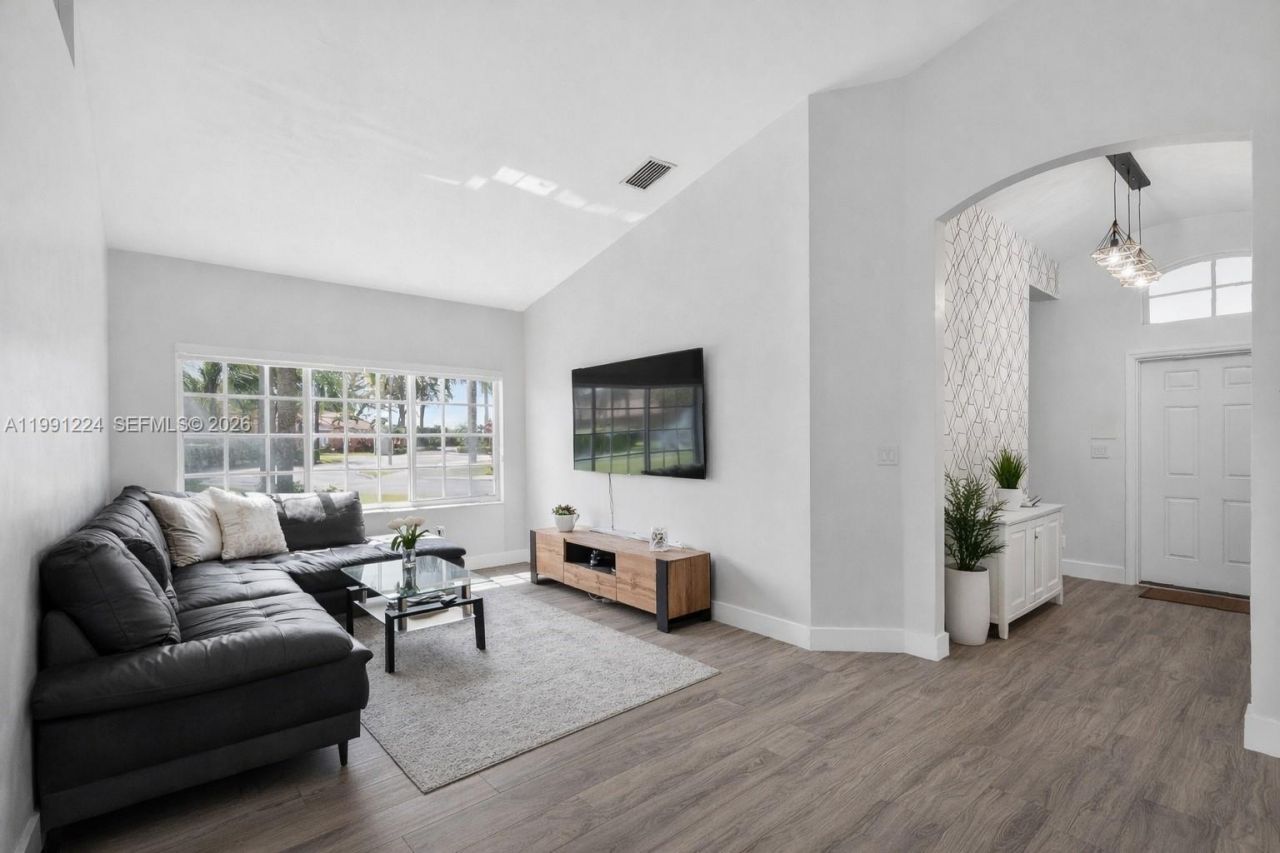 16299 SW 103rd St, Miami, FL 33196 Photo