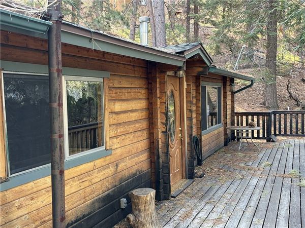 6307 Cedar Court, Angelus Oaks, CA 92305