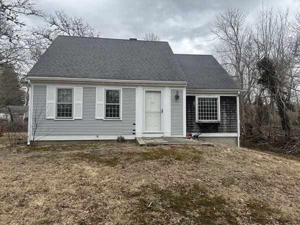 33 Old Colony, Harwich, MA 02645