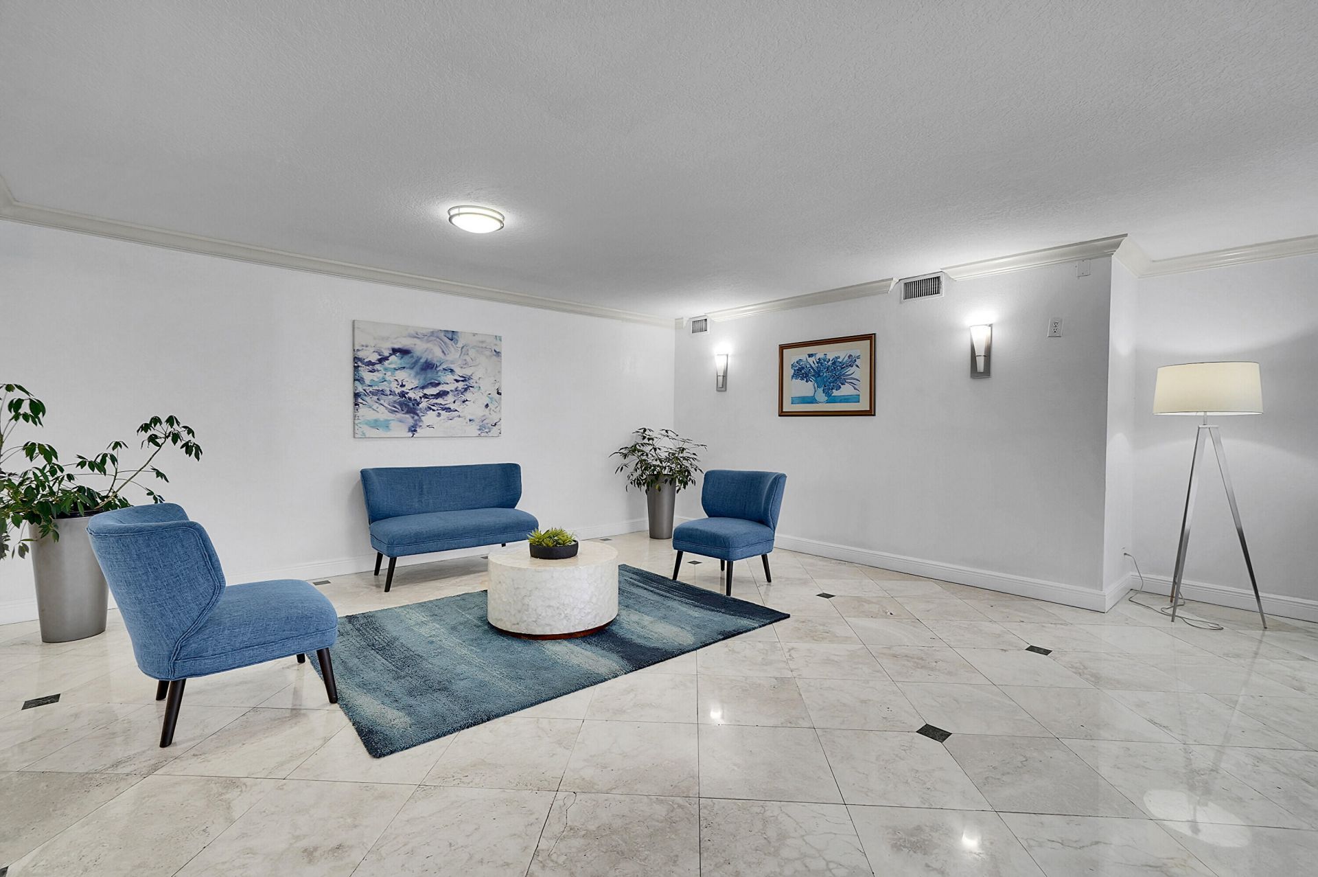 1000 Parkview Drive, Unit 306, Hallandale Beach, FL 33009 Photo