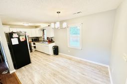 1883 Jaywood Circle photo 4