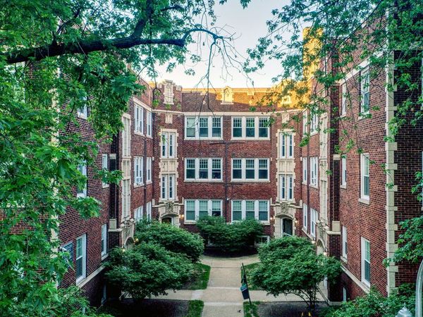 1059 W Glenlake Avenue , Unit 2N, Chicago, IL 60660