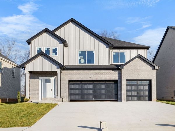 435 Blue Ridge Ct , Clarksville, TN 37043