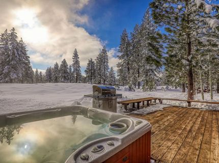12423 Lookout Loop, Truckee, CA 96161 Photo