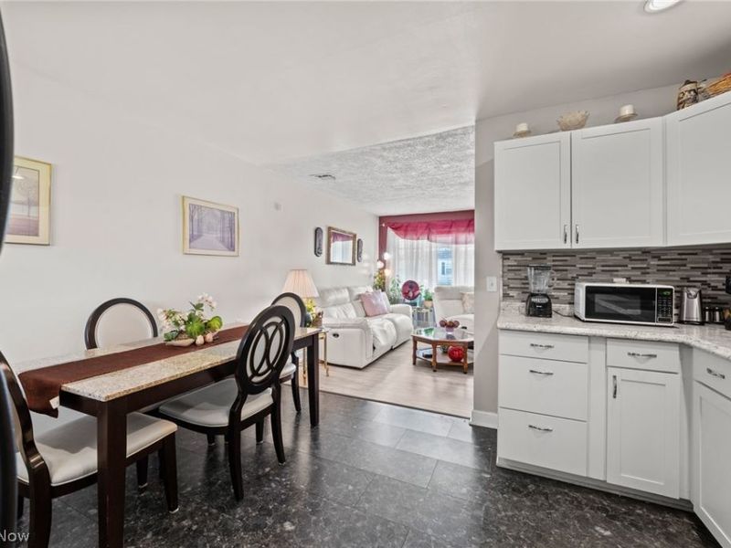 2317 40th Street NE, Canton, OH 44705 Photo 17