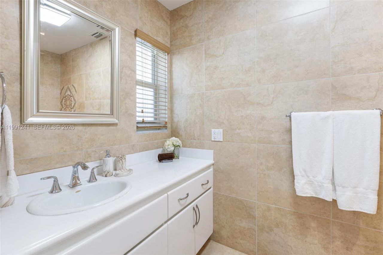 4741 NE 29th Ave , Fort Lauderdale, FL 33308 Photo