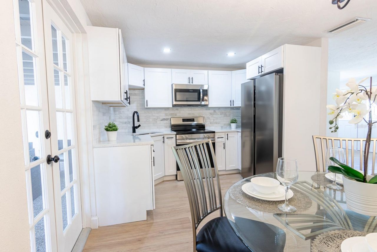 420 Archibald Avenue, Sarasota, FL 34243 Photo